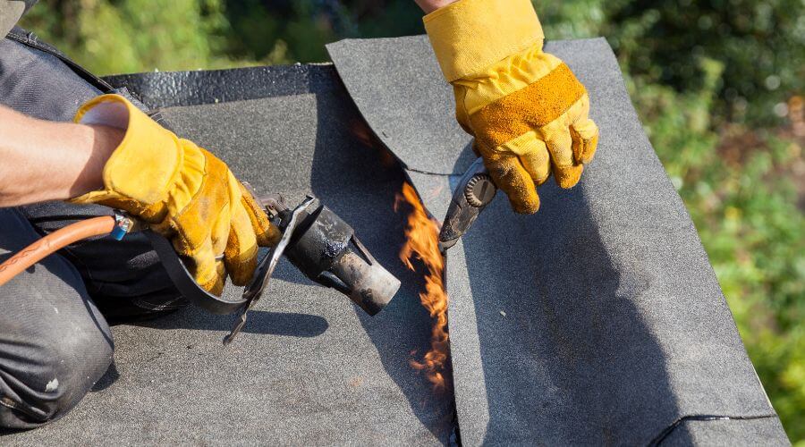 Professional gutter cleaning in Terlton, OK